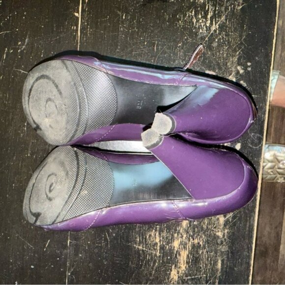 Gabriella Rocha Shelby Mary Jane T-Strap Heels Burgundy Patent - Size 5 - Picture 5 of 6